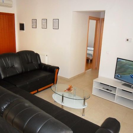 Vile Park Apartment Пула Екстер'єр фото