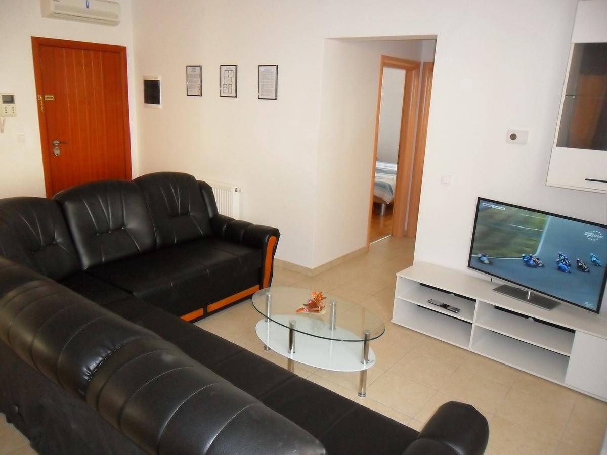 Vile Park Apartment Пула Екстер'єр фото