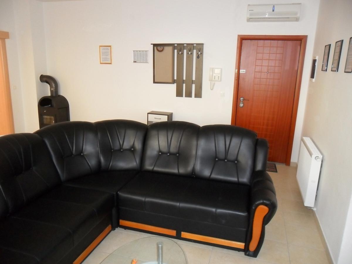 Vile Park Apartment Пула Екстер'єр фото