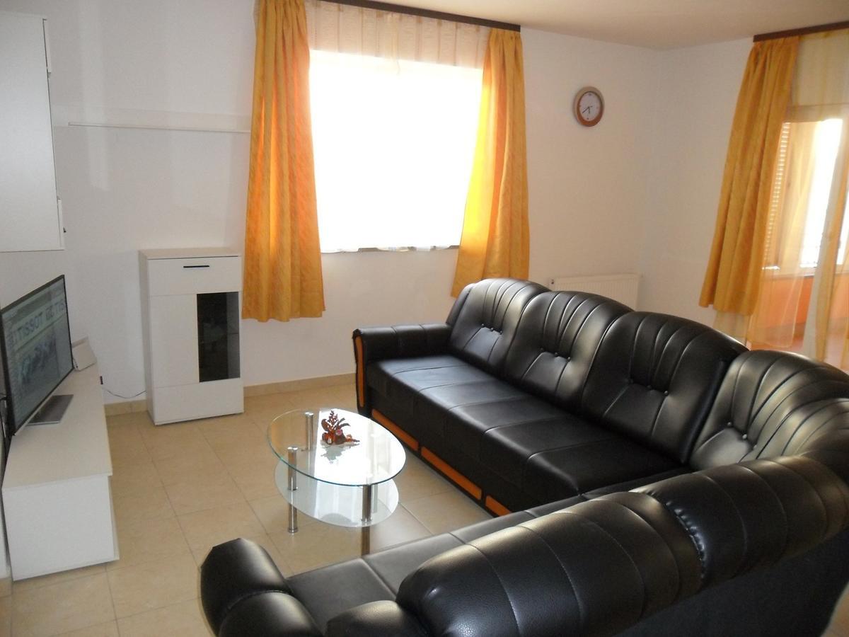 Vile Park Apartment Пула Екстер'єр фото